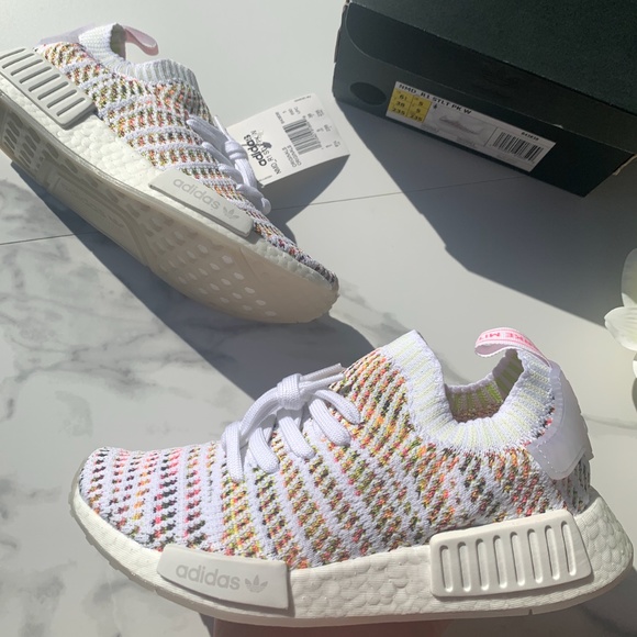 adidas | NMD R1 STLT Primeknit W6.5 - Picture 2 of 9